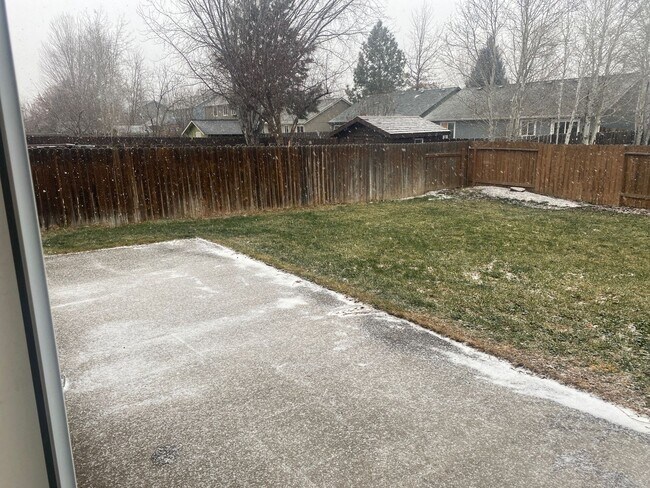 Photo - 4 bedroom Sw Redmond home!