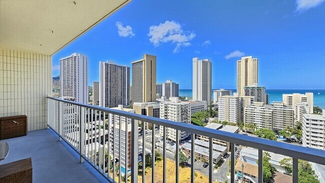 Building Photo - 2452 Tusitala St Rental