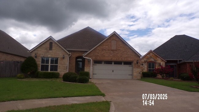 Fantastic home located in Eastlake Addition - Fantastic home located in Eastlake Addition