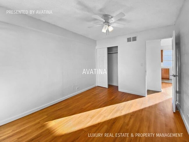 Photo - 837 Kapahulu Ave