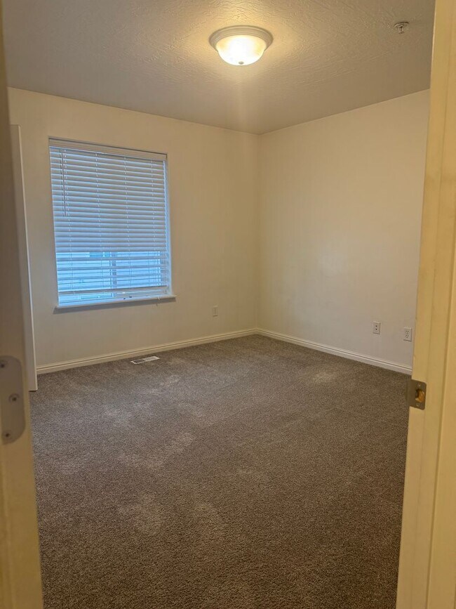727 E 1500 S Unit 12B