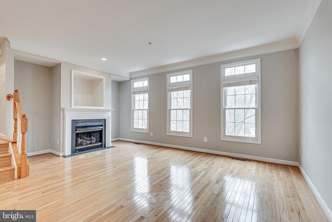 Photo - 8872 Ashgrove House Ln