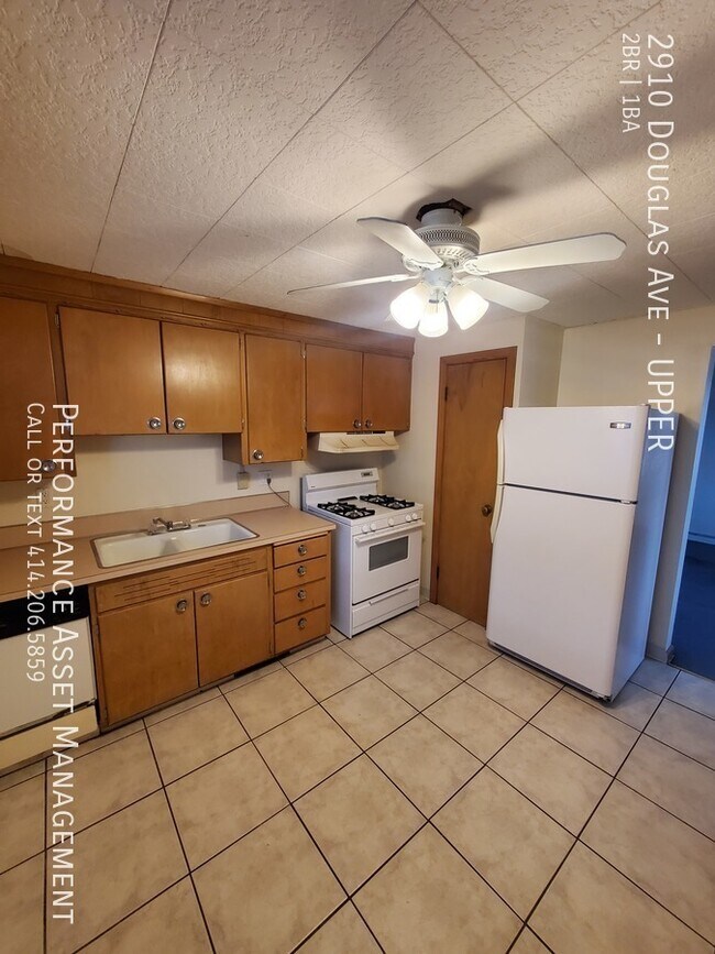 Photo - 2910 Douglas Ave Unit UPPER