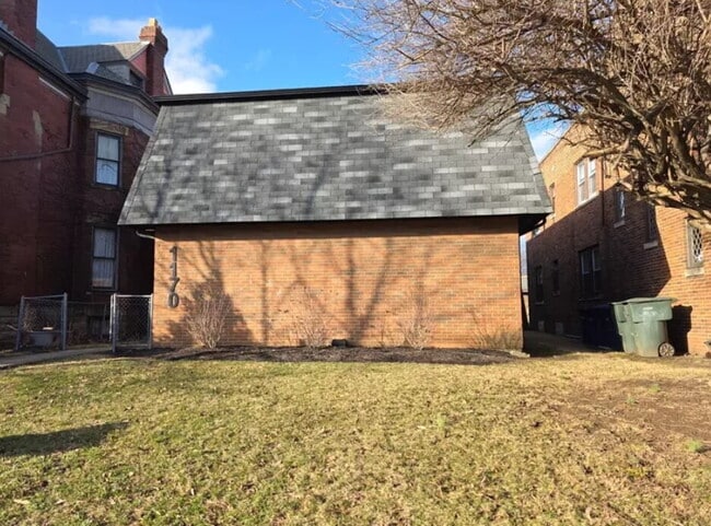 Photo - 1170 Bryden Rd Unidad Apt D