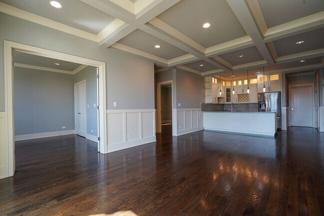 Photo - Limited-Time Move-In Special — Half Month FREE Rent! Luxury 3BR/2BA Condo – Near University of Ch...