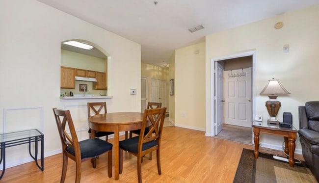 Photo - 7990 Baymeadows Rd E