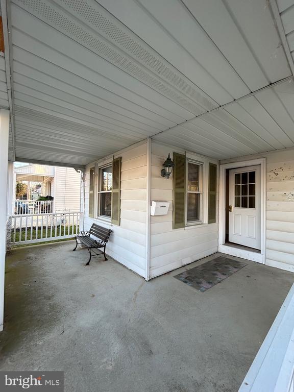 Photo - 424 Center St