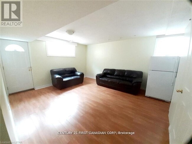 Photo - 39 Patience Crescent