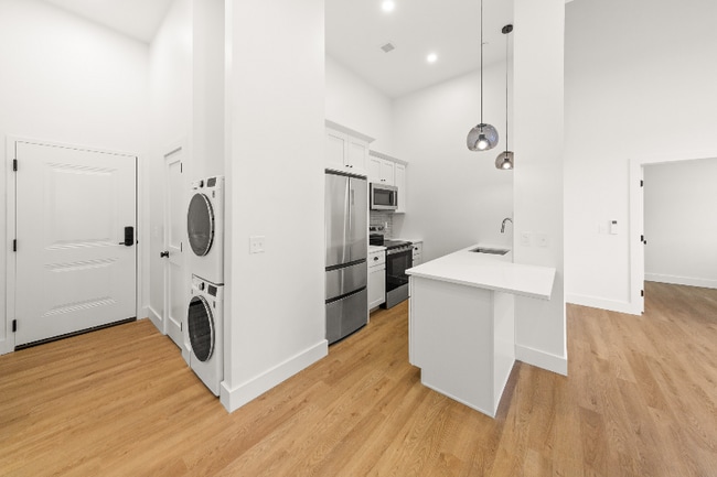 Photo - 101 Richmond St Unit 201