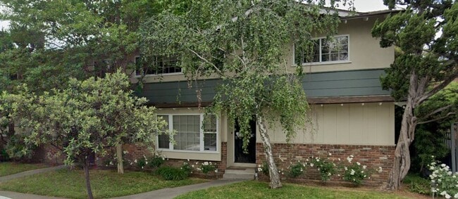 Building Photo - 519 N Electric Ave Rental