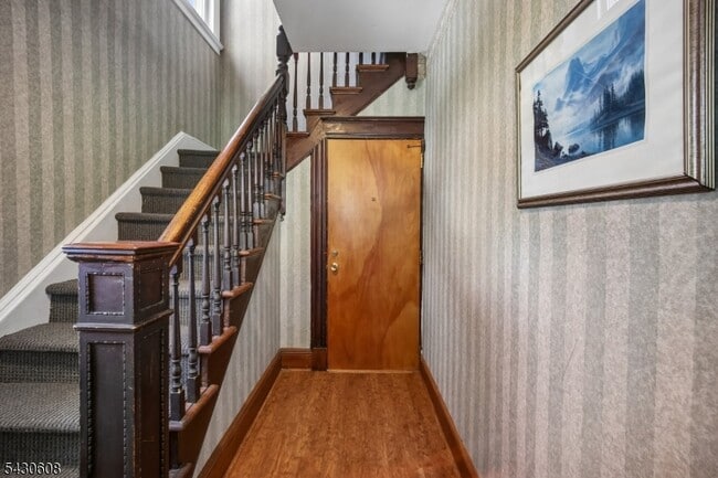 Photo - 76 Montague Pl Unit 1