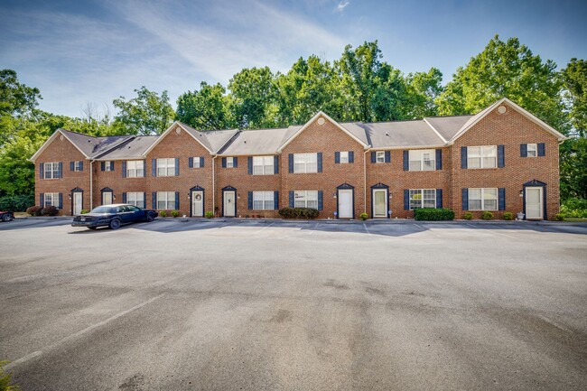 Photo - 2 br/ 2.5 bath condo in Johnson City TN