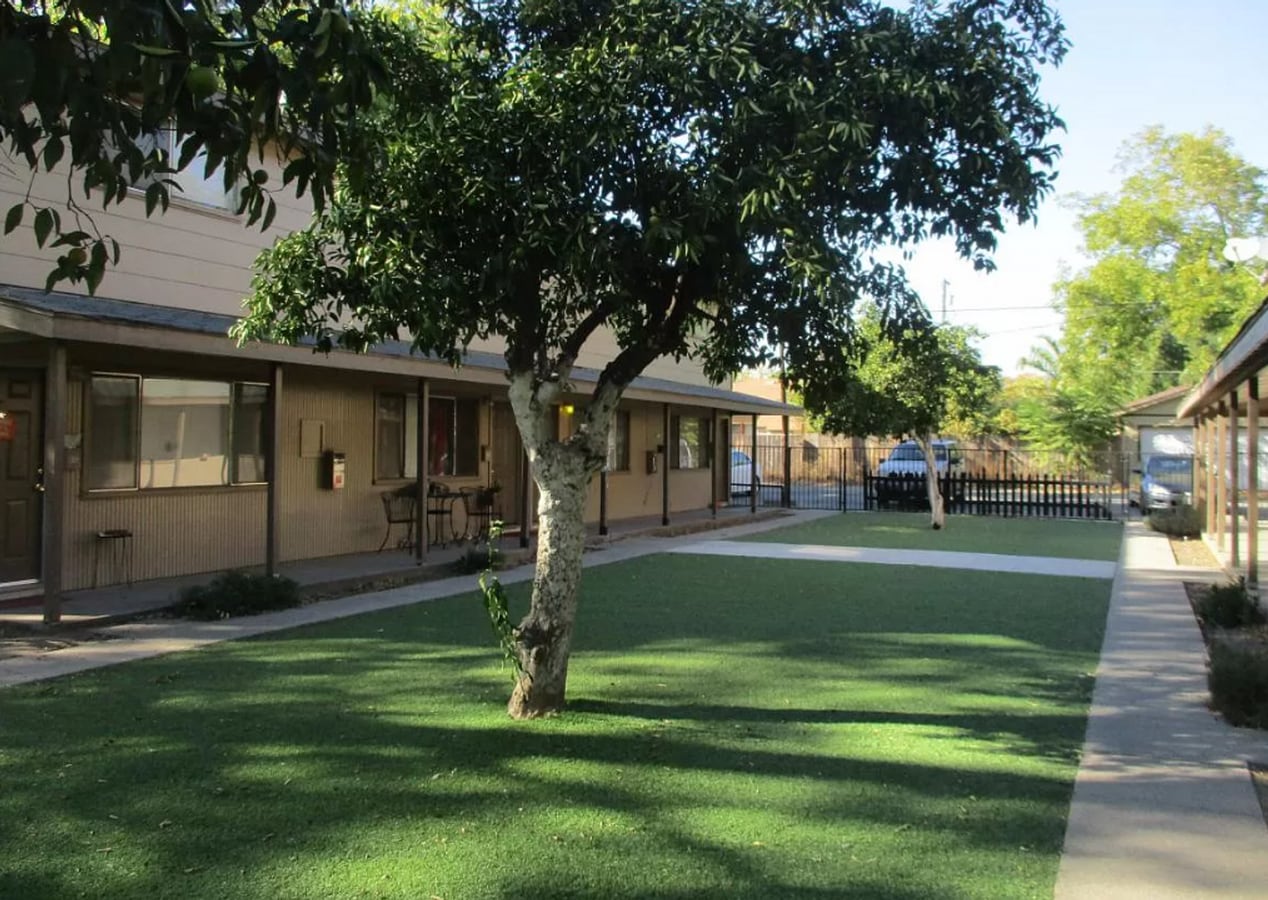 Photo - 826 Pomona Ave Unidad 1