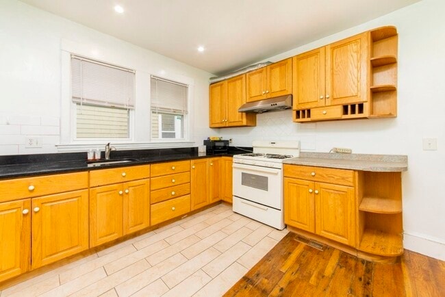 Photo - 22 Priesing St Unit 22