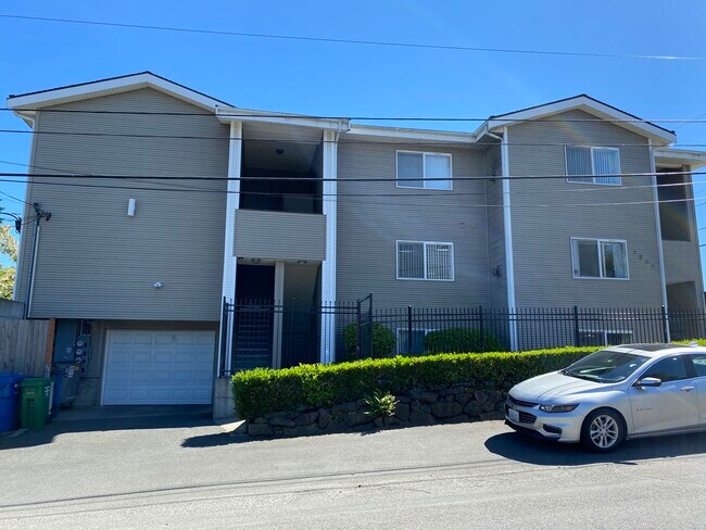 Photo - 1201 N 143rd St Unidad #7