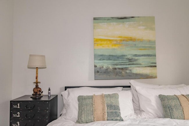 Photo - 2030 Brookhurst St