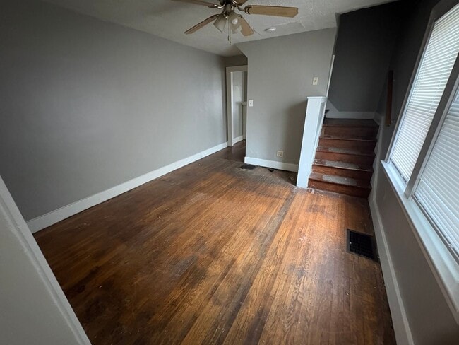 Photo - 180-182 North Powell Ave Unit 182