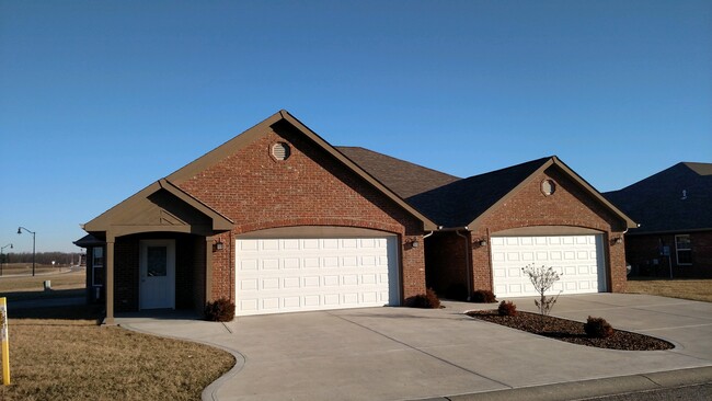 Building Photo - 1506 W Daniel Dr Unit 1506 Rental