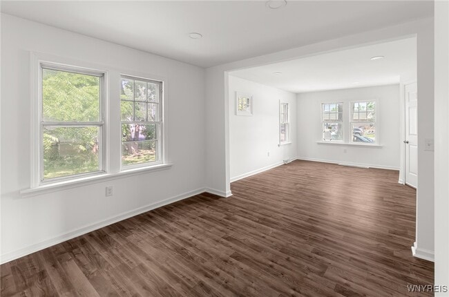 Photo - 8521 Sheridan Dr