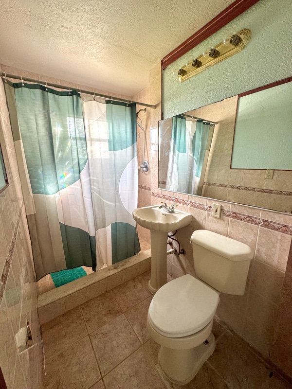 Photo - 1285 NE 143rd St