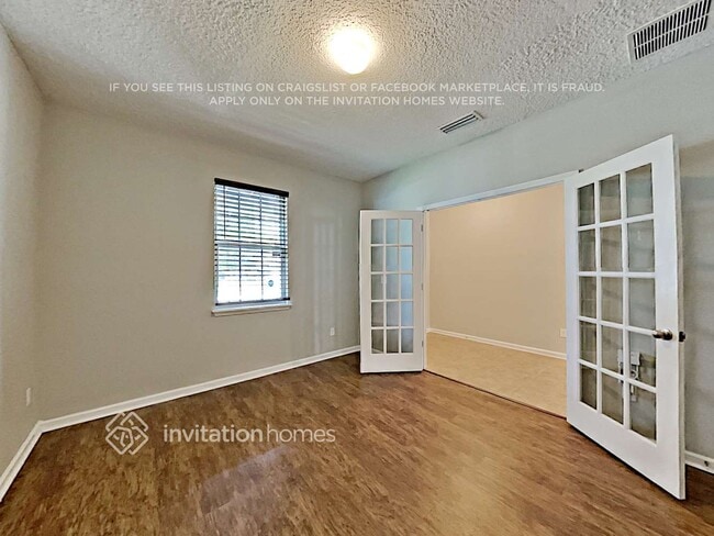 Photo - 667 E Red House Branch Rd