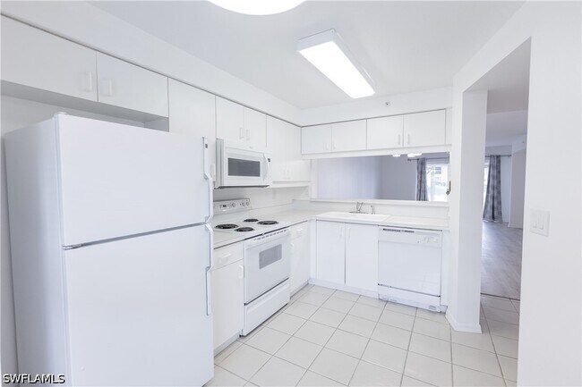Photo - 2456 Millcreek Ln Unit 102