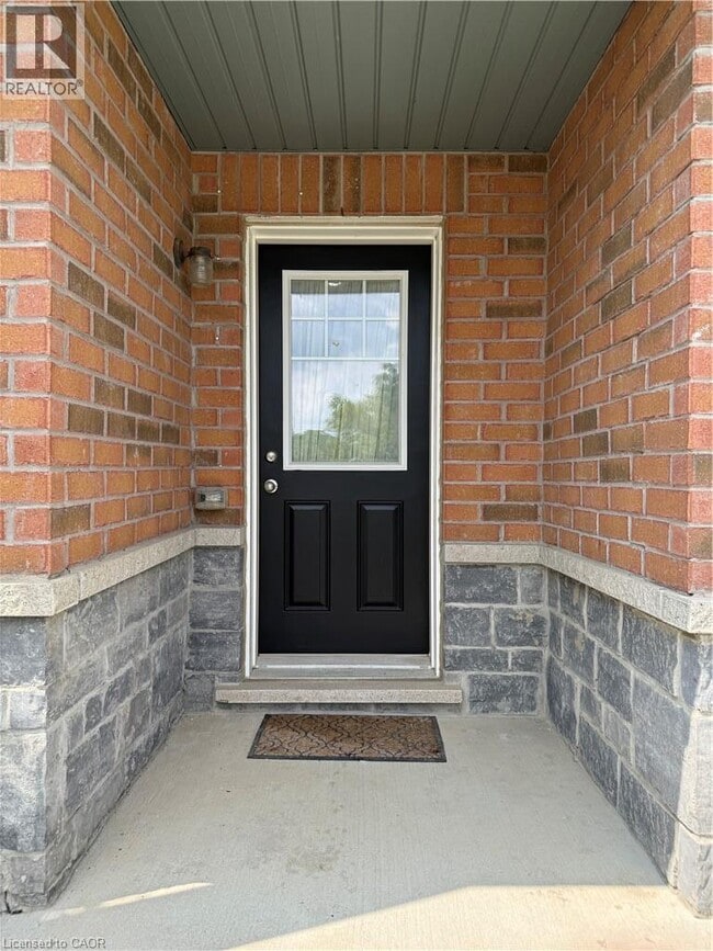Photo - 62 Magdalene Cres