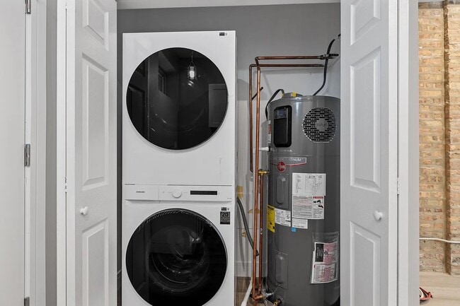 Photo - 5235 S Indiana Ave Unit 3