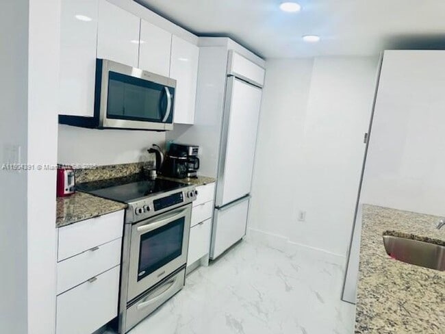 Photo - 10275 Collins Ave Unit 10275 Collins Av appt 514