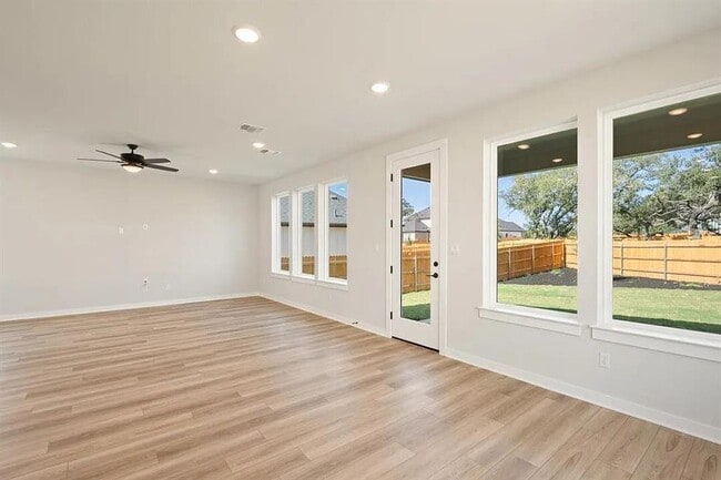 Photo - 356 Milkwood Ter