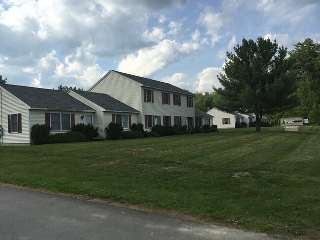 Building Photo - 12 River City Dr