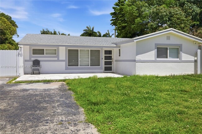 Building Photo - 7051 SW 29th St