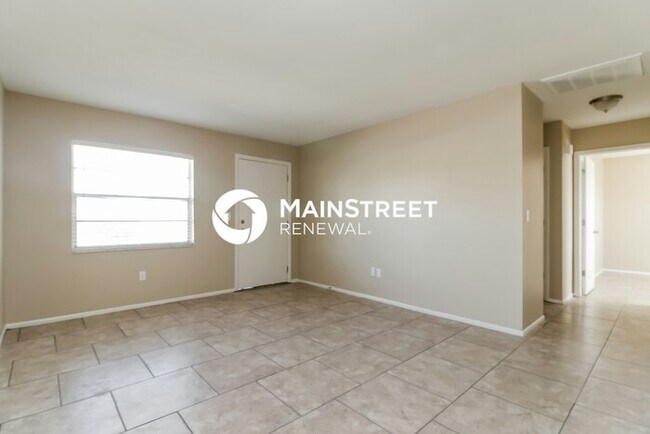 Photo - 10302 Palm Lake Blvd