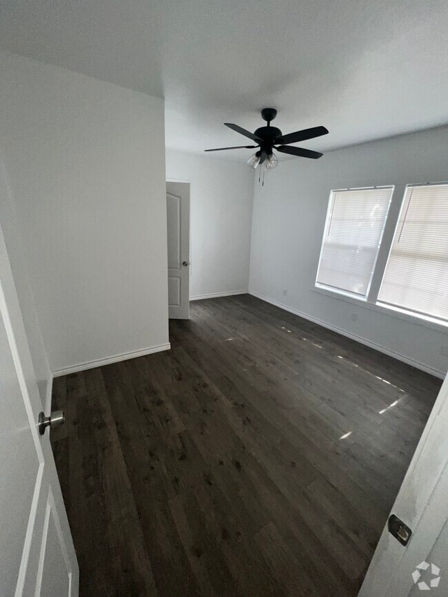 Building Photo - 522 W Alice Ave Unit 4 Rental