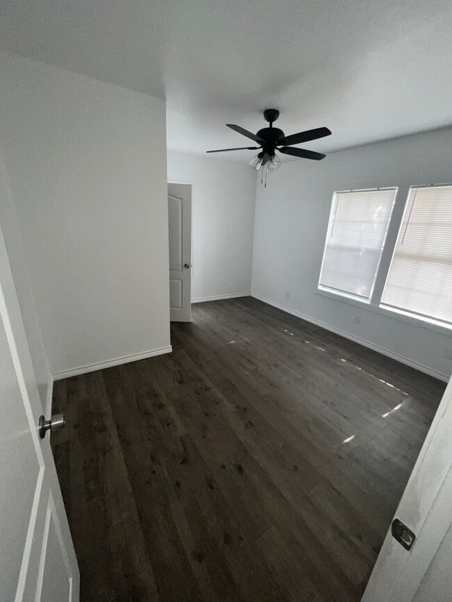 Photo - 522 W Alice Ave Condo Unit 4