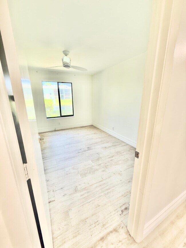 Photo - 3594 Alder Dr Unit H1