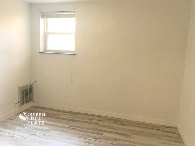 Photo - 5712 Phillips Ave