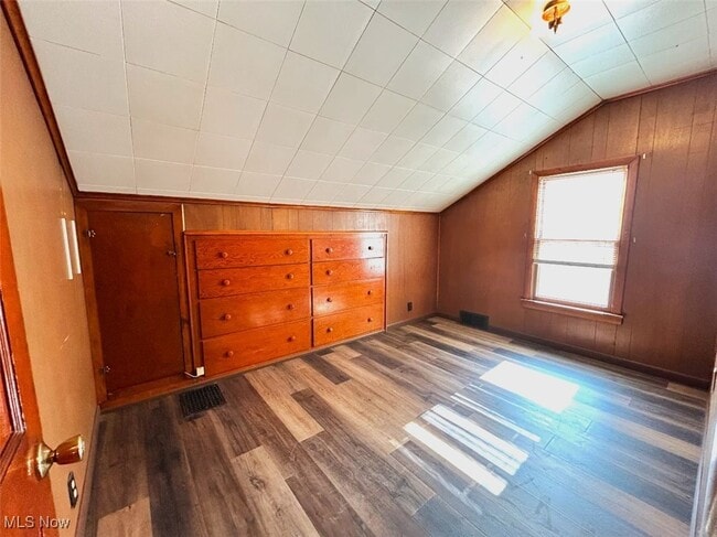 Photo - 828 Cove Rd Unidad T