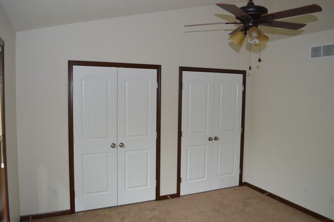 Photo - 585 Birch Hill Dr