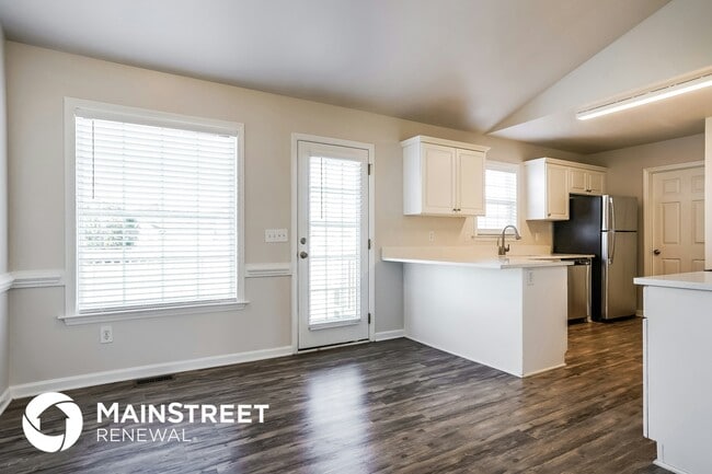 217 Water Oak Dr