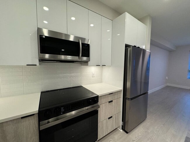 Photo - 11655 Fraser St Unit 220