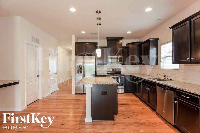 Photo - 126 Willow Valley Dr
