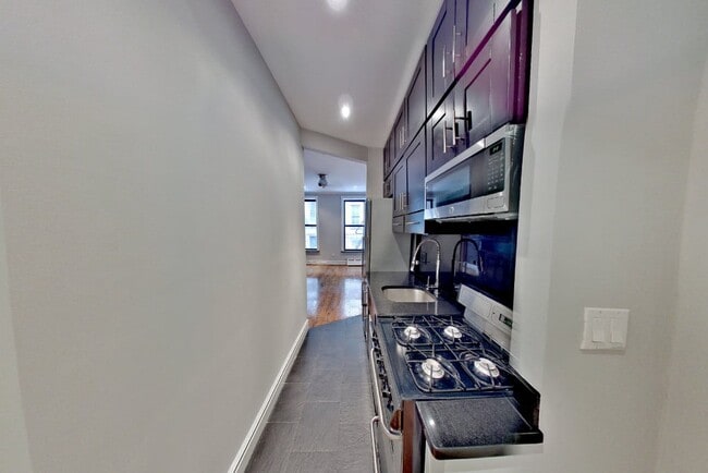 Photo - 51 Leroy St Unit 2D