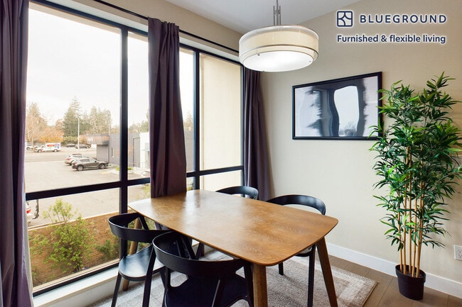 Photo - 405 Curtner Ave