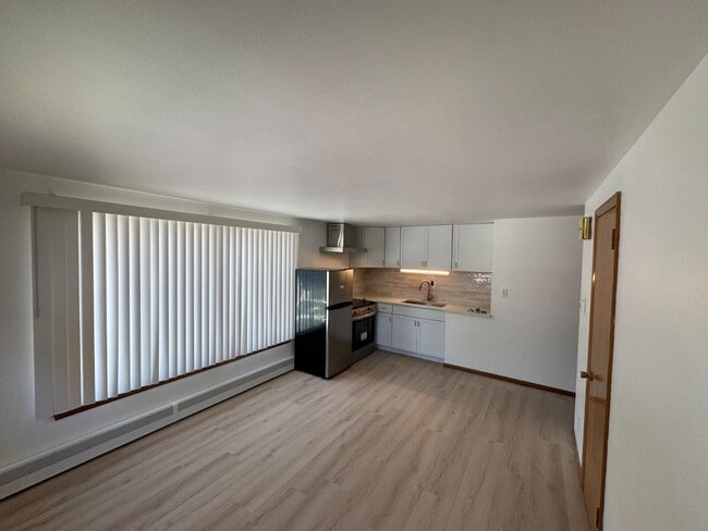 Photo - 969 Gail Ave