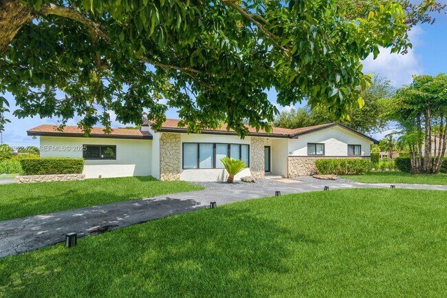 Photo - 7001 SW 126th St