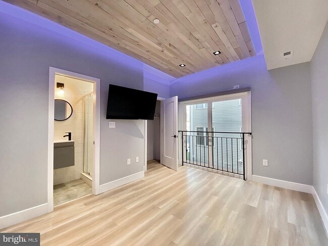 Photo - 1811 Willington St