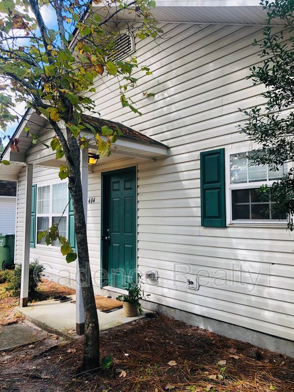 Photo - 404 Beasley Rd