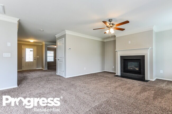 Photo - 440 Kerriann Ln