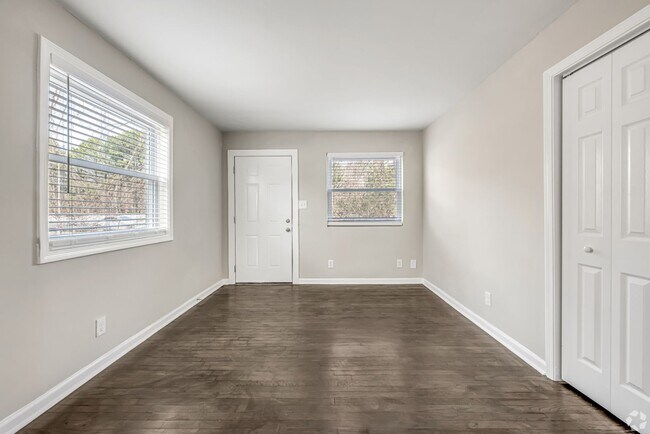 Photo - 3-Bedroom Garden-Style Apartment Unit B3